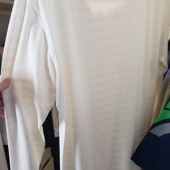 Zyia White Chill Long Sleeve Shirt XL EUC - Picture 3 of 7